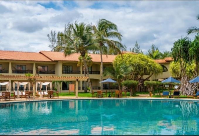Sun City Rota Das Emocoes カモシン エクステリア 写真